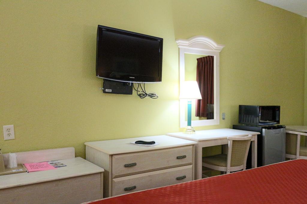 Americas Best Value Inn And Suites Houston Fm 1960 Exteriér fotografie