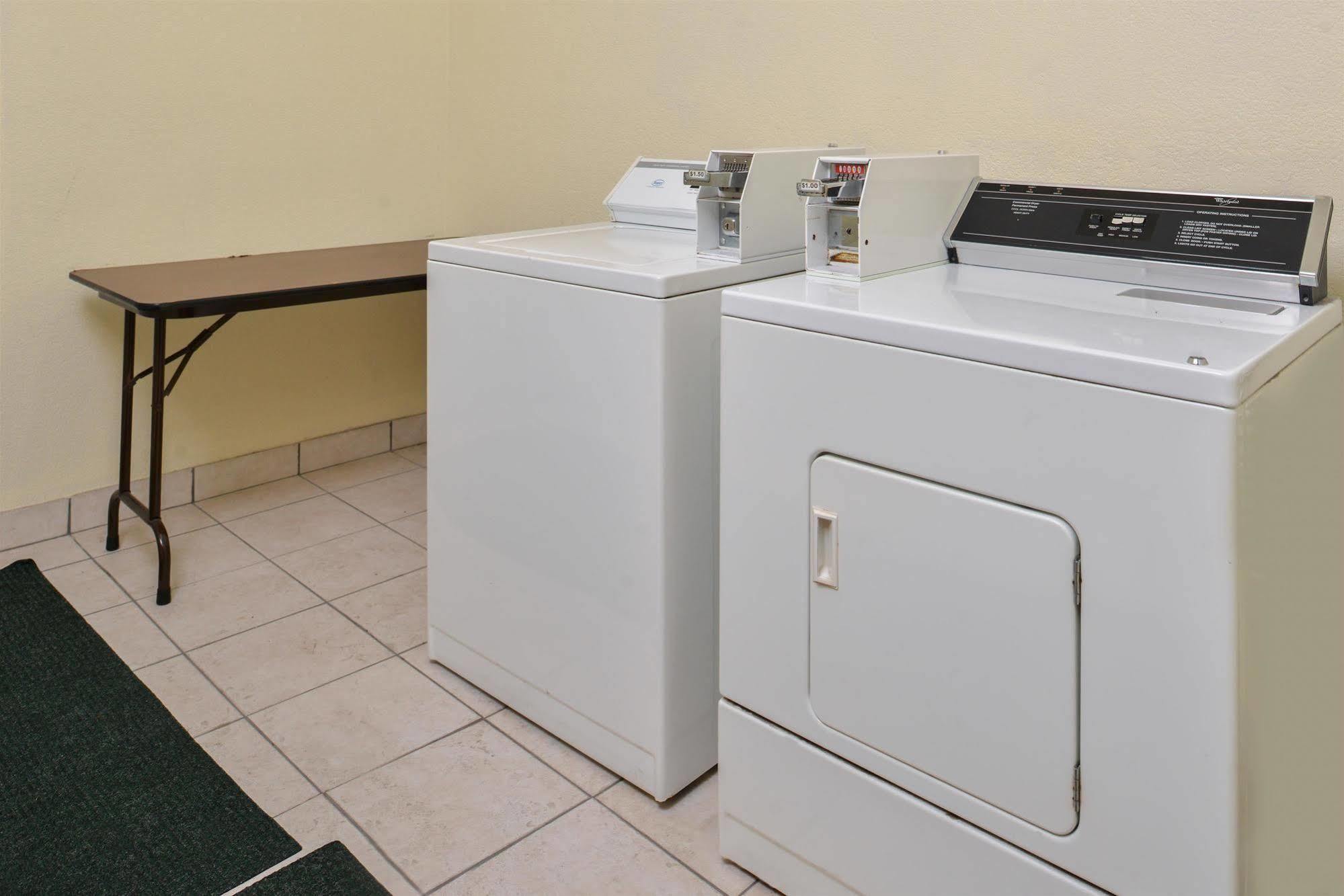 Americas Best Value Inn And Suites Houston Fm 1960 Exteriér fotografie